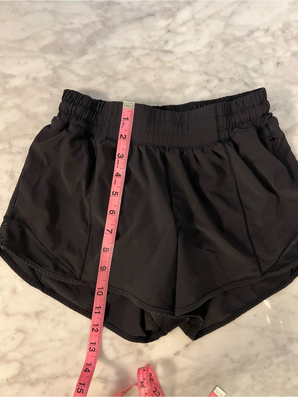 Lululemon black hotty hot long size 4 - Picture 7 of 9